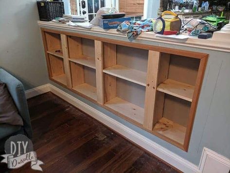 Half Wall With Shelves, Pony Wall Ideas, Recessed Wall Shelves, Banister Ideas, Recessed Shelving, Half Wall Ideas, Recessed Shelf, Shelving Diy, Wall Bookcase