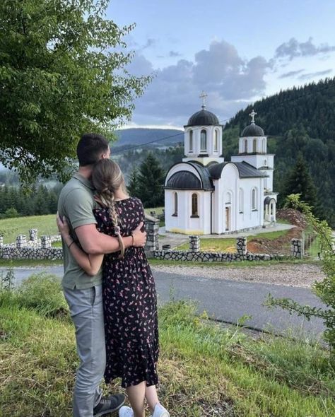 Ortodox Christian Serbian monastery Ortodox Serbian Wallpaper, Ortodox Serbian, Orthodox Couple, Serbian Monastery, Orthodox Family, The Revelation Of Jesus Christ, Christian Modesty, Christian Couple, Christian Couples