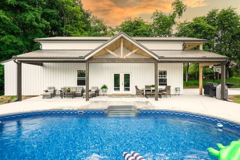 Barndominium Lean To Porch, Metal Building With Lean To Porch, Barndominium Backyard Pool, Pole Barn Pool House Backyard, Barndo With Pool, Pole Barn Pool House Ideas, Barndominium Pool House, Barndominium With Pool, Pole Barn With Porch