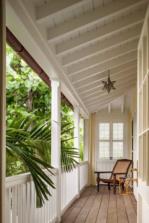 Traditional Architect, Regency House, Cottage Porch, Caribbean Homes, Yellow Cottage, Caribbean Style, Country Cabin, French Colonial, Sunrooms