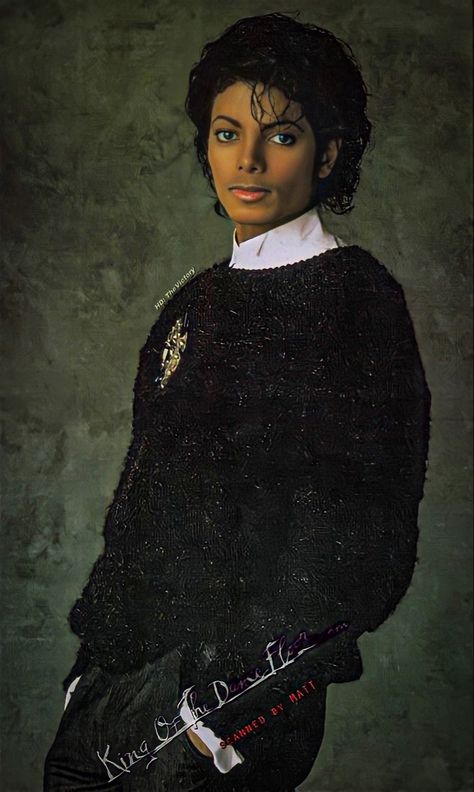 Michael Jackson Beat It, Michael Jackson Images, Michael Jackson Photoshoot, Jermaine Jackson, Michael Jackson Funny, Hee Man, Michael Jackson Rare, Photos Of Michael Jackson, Michael Jackson Thriller