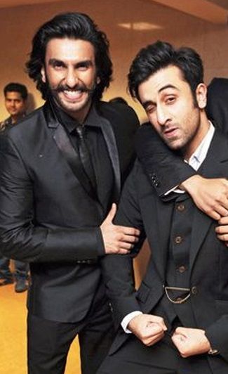 my two favorites <3 Ranveer Singh and Ranbir Kapoor. Funny Awkward Photos, Ram Leela, Awkward Photos, Swag Boys, Indian Star, Arjun Kapoor, Shahid Kapoor, Le Male, Ranveer Singh