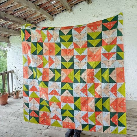 8 Inch Quilt Blocks, Geese Quilt Pattern, Throw Quilt Size, Modern Quilting Designs, Big Block Quilts, Beginner Quilt, Flying Geese Quilt, Quilter Gifts, Quick Quilt