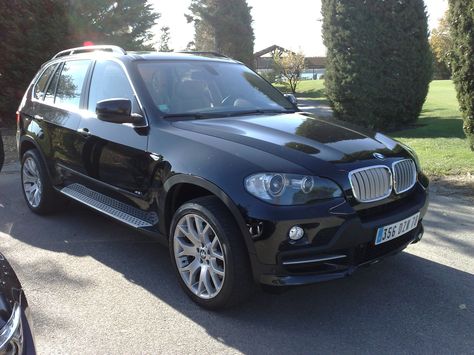 BMW Style... Farmhouse Duvet, X5 2008, 2017 Cars, First Car, Bmw X3, Future Car, Great Ideas, Bmw X5, Cover Photos