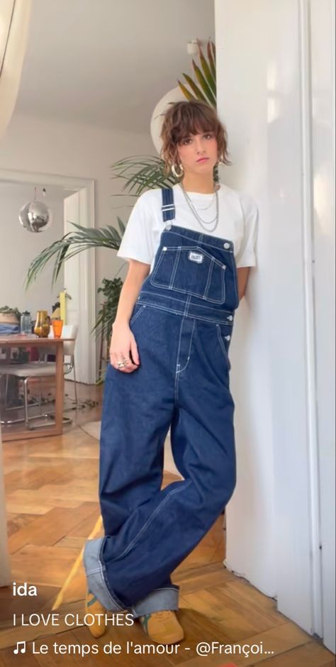 Baggy Overalls Outfit, Baggy Overalls, Overalls Outfit, Fit Inspo, Fitness Inspo, Overalls, Quick Saves, Clothes