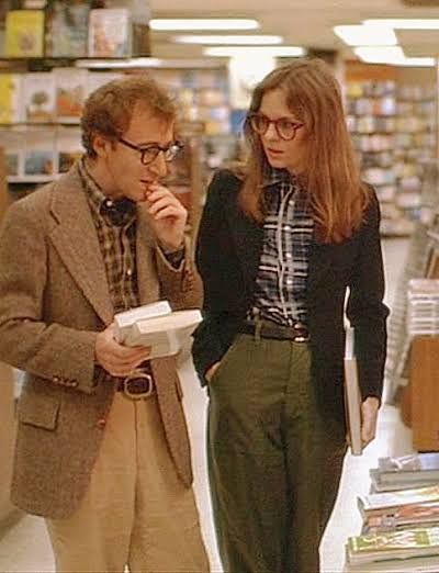 Annie Hall Style, Dianne Keaton, Cook More, Annie Hall, Celebrity Style Icons, Outfits 70s, Diane Keaton, Concept Clothing, Leonard Cohen