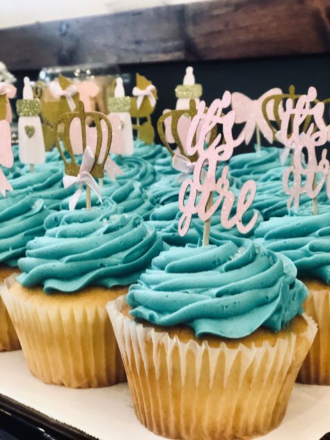 Teal Baby Shower Ideas, Turquoise Banner, Banner Decoration Ideas, Color Themed Party, Teal Baby Shower, Shower Vibes, Color Cian, Baby Shower Decor Ideas, Pink Baby Shower Decorations