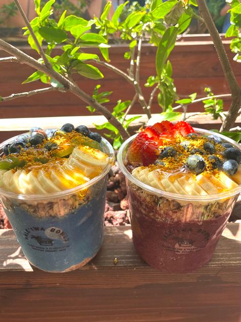 Haleiwa Bowls on the North Shore of Oahu Hawaii delicious eats Haleiwa Bowls, Açai Bowls, Açaí Bowls, Smoothie Bowls, African Food, Oahu Hawaii, Smoothie Bowl, North Shore, Oahu