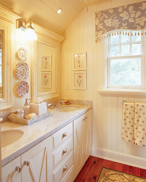 In the bathroom, a pine floor breaks up the creamy white space. Ocean Cottage, Sea Shanty, Boat Docks, Lake George Village, Cottage Plans, Decorating 101, Building Remodeling, Lake House Plans, Boat House