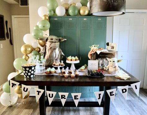 May The 4th Party Ideas, Starwars Baby Shower Ideas, Star Wars Themed Baby Shower Ideas, Starwars Baby Shower Ideas Boys, Grogu Baby Shower Theme, Yoda Party Ideas, Baby Yoda First Birthday, Baby Yoda Baby Shower Theme, Baby Yoda Party Ideas