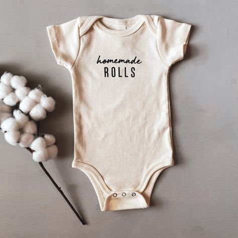 Baby Onsie, Homemade Rolls, Cricut Baby, Baby Mine, Baby Ootd, Gender Neutral Baby Clothes, Modern Baby, Pesticides