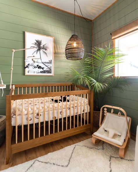 Nursery Ideas Beach, Tropical Baby Nursery, Surfer Nursery, Florida Nursery, Beach Theme Nursery, Woodland Nursery Ideas, Green Baby Nursery, Jackson Dean, Surf Nursery