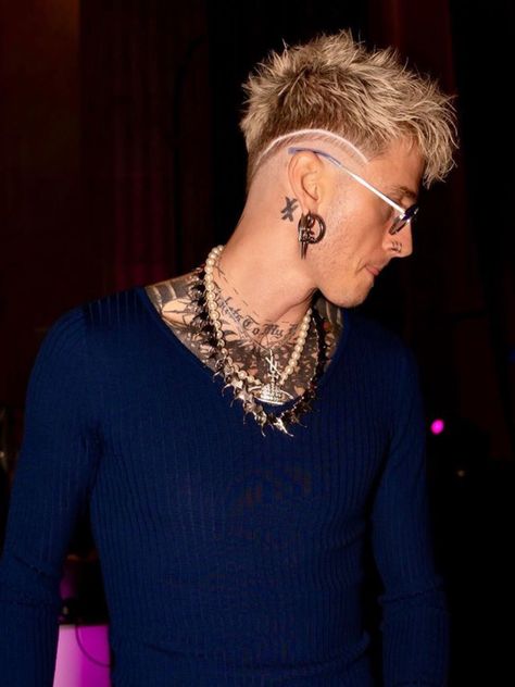 Short Punk Hair, Mullet Haircut, Colson Baker, Blonde Haircuts, Toddler Hairstyles Girl, Punk Hair, Emo Hair, Short Hair Tutorial, Mens Cuts