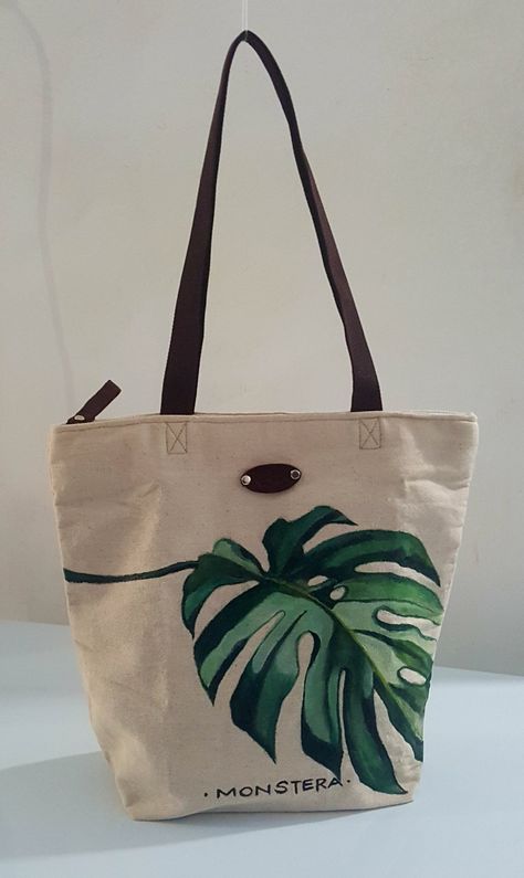 Ronem tote colection Hand Painted Tote Bags, Hand Painted Bags Handbags, Hand Painted Bags, Hand Bags Ideas, Jute Bags Design, Painted Canvas Bags, Personalised Jute Bags, Handpainted Tote Bags, Canvas Bag Design