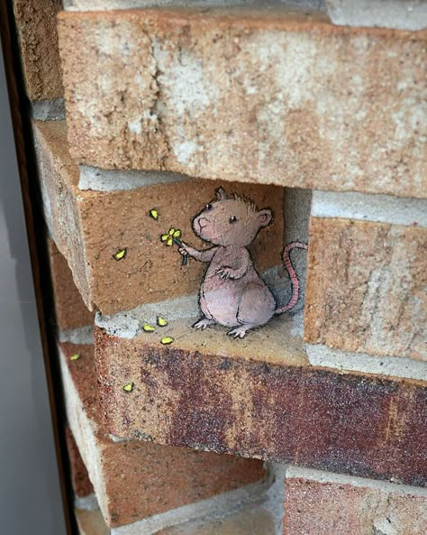 Adventures Of Chalk Characters: 90 Street Art Pieces By This Artist (New Pics) Street Chalk Art, Character Street Art, David Zinn, Chalk Artist, Pavement Art, Street Art Utopia, Street Art Artists, Brick Art, Sidewalk Art