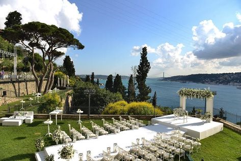 Bosphorus Istanbul, Turkey Beach, Turkey Wedding, City Wedding Venues, Turkish Wedding, Country Wedding Venues, Wedding Destinations, Intimate Wedding Venues, Wedding Venues Beach