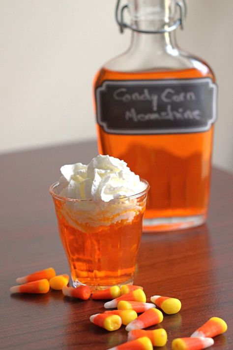 I've had a lot of requests to do a Candy Corn Vodka infusion, similar to Skittles Vodka. But since I also get a lot of questions about doing infusions with other liquors I decided to give moonshine a try. Moonshine Recipes Homemade, Fall Party Drinks, Flavored Moonshine Recipes, Apple Pie Moonshine Recipe, Cracked Corn, Homemade Moonshine, Moonshine Cocktails, Moonshine Recipe, Cocktails Vodka