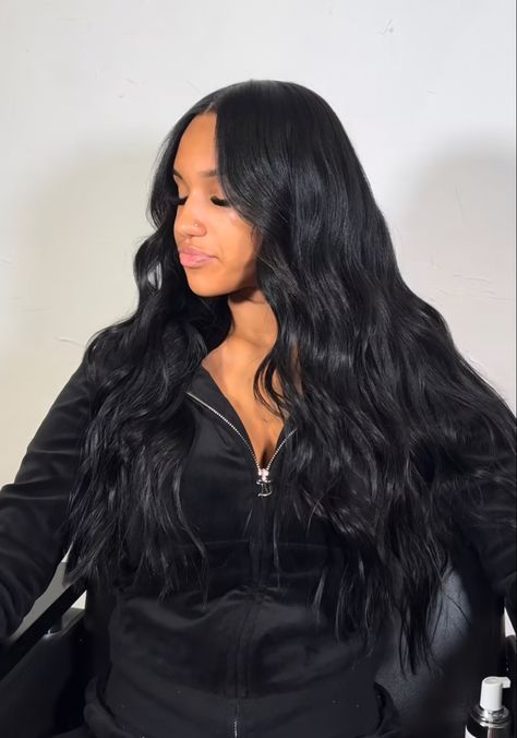 Ponytails Hairstyle, Big Loose Curls, Beach Curls, Jet Black Hair, Quick Weave Hairstyles, Sassy Hair, Dope Hairstyles, Haircut And Color, Long Black Hair