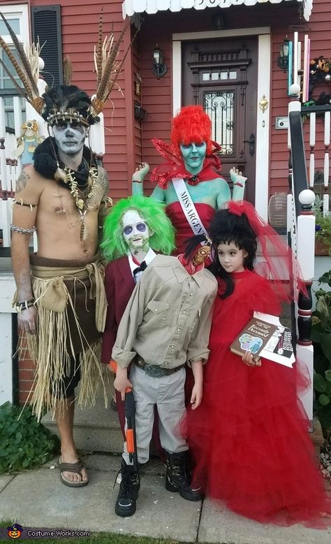 Beetlejuice Witch Doctor Costume, Kids Beetlejuice Costume Diy, Beetle Juice Family Halloween Costumes, Beetle Juice Group Costume, Baby Beetlejuice Costume, Dessert Halloween Costumes, Halloween Costume Beetlejuice, Beatle Juice Family Costumes, Beetlegeuse Costume