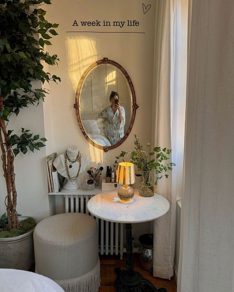 Carly | MY NYC APARTMENT (@mycityapartment) • Instagram photos and videos Apartment Aesthetic New York, Classy Apartment Decor, Parisian Inspired Bedroom, City Apartment Aesthetic, Bedroom Ideas Girly, Classy Bedroom Ideas, Classy Apartment, City Apartment Decor, Room Decor Elegant