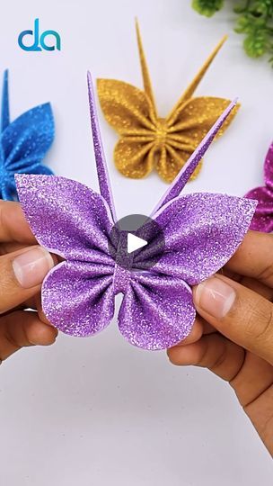 Diy Felt Butterfly, Butterfly Decor Diy, Butterfly Wall Art Diy, Diy Butterfly Decorations, Craft Butterfly, How To Make Butterfly, Diy Room Decor Ideas, Shorts Diy, Diy Butterfly