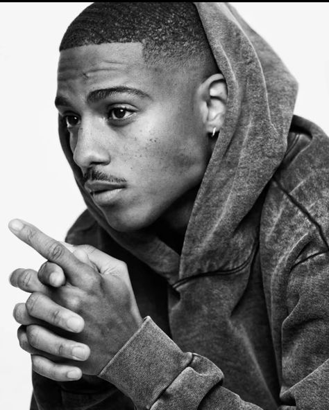 Male Portrait Pose Reference, Nike Tech Fleece Men, Keith Powers, Black Siren, Male Portrait Poses, Quick Braided Hairstyles, Male Photography, Like Comment Share, Male Poses