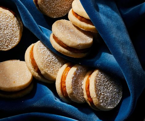 Alfajores (Dulce de Leche Sandwich Cookies) Christmas Desserts From Around The World, International Christmas Cookies, Christmas Sandwich Cookies, Cookies Around The World, Cookies From Around The World, Cranberry Pistachio Biscotti, Fig Cookies, Desserts Around The World, Crescent Cookies