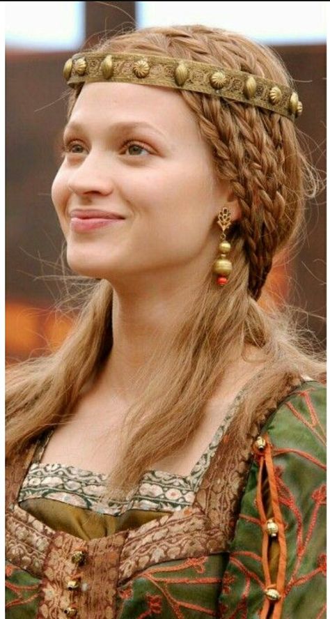 Slavic Braids, Medieval Hairstyle, Viking Hairstyle, Medieval Hair, Viking Hairstyles, Dark Kingdom, Bob Wedding Hairstyles, Medieval Hairstyles, Bouffant Hair