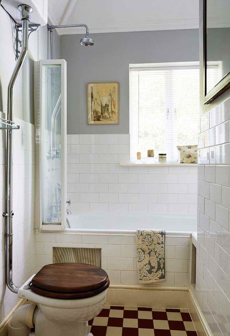 small victorian style bathroom Small Victorian Bathroom, Modern Victorian Bathroom, Bathroom Victorian, Victorian Style Bathroom, Period Living, Traditional Bathrooms, Contemporary Bathroom Designs, Victorian Bathroom, Shabby Chic Room