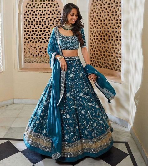 We Predict These 3 Colours For 2021 Winter Weddings Trending Lehenga Designs, Sangeet Outfit, Lehenga Saree Design, Simple Lehenga, Indian Outfits Lehenga, Wedding Lehenga Designs, Lehenga Designs Simple, Teal Velvet, Traditional Indian Dress