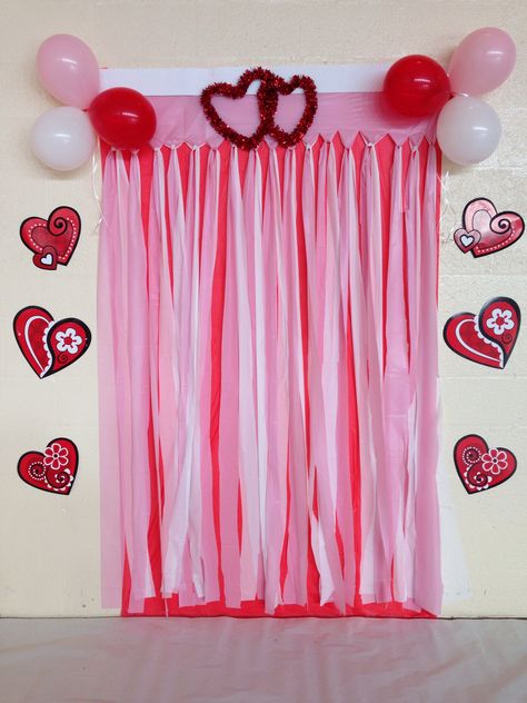 DIY photo backdrop for Head Start SweetHeart dance Handmade Valentine Decorations, Valentines Class Decorations, Valentines Dance Decorations Diy, Valentines Day Dance Decorations Schools, Valentines Backdrop Photo Booths, Pink Day Decoration Ideas In School, Valentines Day School Decorations, Sweetheart Dance Ideas, Valentines School Decorations