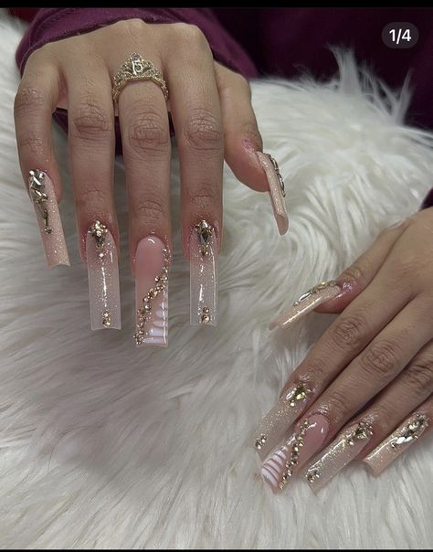 Croc Nail Design, Quinceanera Nails, Set Nails, Croc Print, Artificial Nails, Gold Nails, Cute Acrylic Nails, Gold Set, Nude Nails