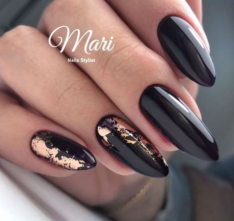 Edgy Wedding Nails, Popular Summer Nails, Simple And Cute Nails, Nails Ideas For Summer, Cute Nails Ideas, Best Summer Nails, Gold Gel Nails, Summer Nails Ideas, Goth Nails