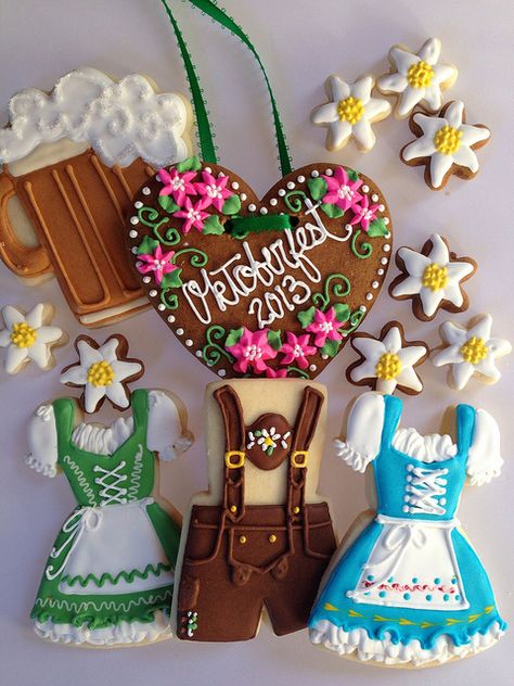 Oktoberfest cookies | Flickr - Photo Sharing! Germany Party, Octoberfest Party, Oktoberfest Food, 2024 Travel, Oktoberfest Party, Prom Theme, Pretty Cookies, Fall Cookies, Fancy Cookies