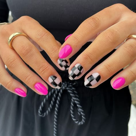 MADELYN MOORE | Pink will forever be my go to favorite nail color! 💕 what’s yours?! #blackcheckerednails #pinknails #almondnails #shortnails #buildergel... | Instagram Race Theme Nails, Nascar Nails Designs Racing, Racing Stripe Nails, Racing Nails Designs, Nascar Nails Designs, Vans Nails, Racing Nails Designs Checkered Flag, Racing Nails, Vegas Nails