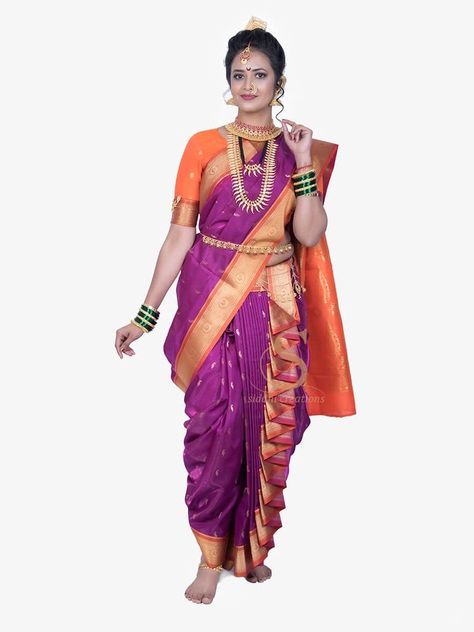 Nauvari Saree Peshwai, Kashta Saree, Marathi Bride, Nauvari Saree, Backless Blouse Designs, Indian Fashion Saree, Saree Photoshoot, Backless Blouse, Saree Trends