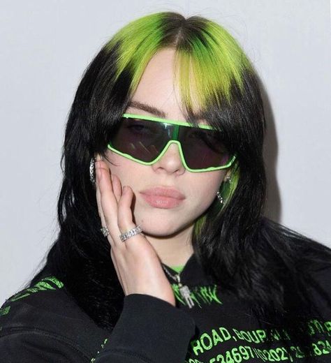 This look on Billie tho !! - - - - #blohsh #billieilish #billieeilishfanacc #billieeilishfandom #billieoconnell #billieeilishfanbase #billieeilishcute #billieeilishaesthetic #billieeilishpics #billieeilishstyle #billiefuckingeilish #billieeilish #billieeilishfan #billieeilishgreenhair Green Roots, Bad Bad, Bossa Nova, July 3, Green Hair, Look On, Favorite Person, Billie Eilish, Pretty People