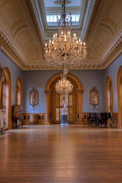 Hay House, Palace Interior, Old Manor, Royal Aesthetic, Castles Interior, Architecture Model House, Victorian Mansions, Vintage Interiors, Classical Architecture