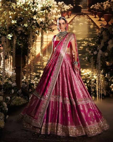 All posts • Instagram Dolly Jain, Head Veil, Indian Dress Up, Latest Bridal Lehenga Designs, Brocade Lehenga, Banarasi Brocade, Bridal Lehenga Designs, Latest Bridal Lehenga, Wedding Lehenga Designs