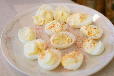 Deviled Eggs Without Mayo, Deviled Egg Recipes, Eggs Deviled, Perfect Deviled Eggs, Spicy Eggs, Deviled Eggs Classic, Gaps Diet, Deviled Eggs Recipe, Dairy Free Eggs