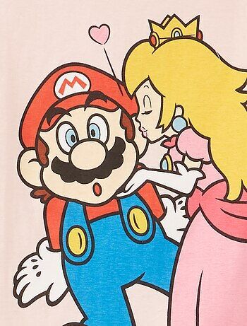 Tee-shirt en jersey 'Mario' - rose - Fille - Taille 10A - Un t-shirt qui met en scène 'Mario' et 'Peach' !   - Tee-shirt en jersey 'Mario'  - 100% coton  - Col rond  - Manches courtes  - Imprimé 'Mario' devant Mario And Princess Peach, Princesa Peach, Mario Games, Super Mario Art, Cafe Art, Mario Art, Mario And Luigi, Weird Art, Super Mario Bros