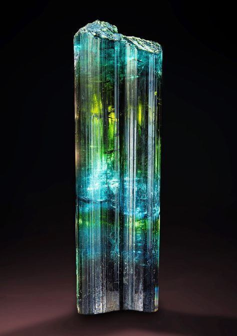 50 Most Beautiful Gemstones You've Ever Seen - Unearthed Gemstones Pretty Rocks, Beautiful Rocks, Minerals And Gemstones, Rocks And Gems, Gems And Minerals, Green Tourmaline, Stone Rocks, Crystal Gems, Crystals Minerals