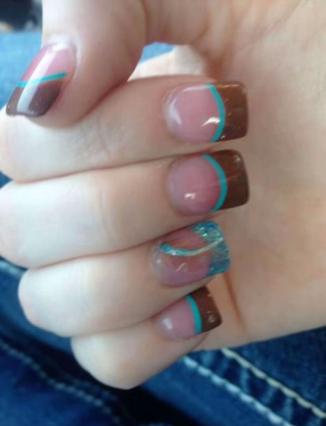 Brown Turquoise Nails, Brown And Aqua, Turquoise And Brown Nails, Brown And Turquoise Nails, Brown And Teal Nails, Teal And Brown Nails, Brown Y2k Nails, Y2k Summer Nails, Blue And Brown Nails