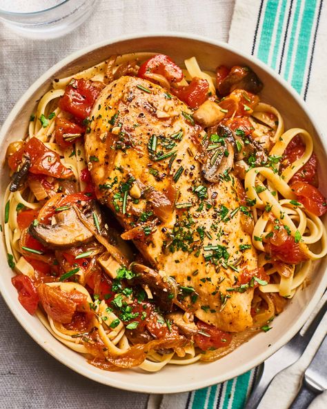 Chicken Cacciatore Recipe | Kitchn Chicken And Pasta, Cacciatore Recipes, Chicken Cacciatore Recipe, Pork Recipes For Dinner, Leftover Chicken Recipes, Chicken Cacciatore, Braised Chicken, Italian Chicken, Diet Vegetarian