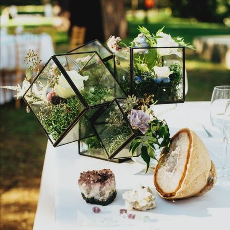 Geometric Terrarium Centerpiece, Organic Wedding Decor, Geometric Wedding Decor, Terrarium Centerpiece, Terrarium Wedding, Geode Wedding, Organic Wedding, Geometric Wedding, Wedding Table Decorations