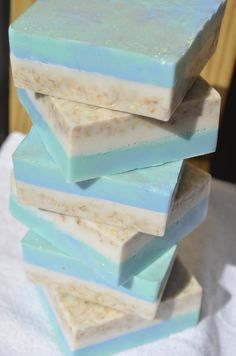 Goat's Milk M&P wit oatmeal M&P Goat Milk Soap Recipe, Milk Soap Recipe, Soap Melt And Pour, Melt And Pour Soap, Soap Making Recipes, Melt And Pour, Beach Side, Homemade Soap Recipes, Shea Butter Soap