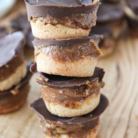 Easy Healthy Twix Cups - The Balanced Nutritionist Healthy Twix Cups, Healthy Twix Bars Almond Flour, Twix Cups, Twix Candy Bar Protein Pudding, Homemade Healthy Twix Bars, Paleo Twix, Balanced Nutritionist, Date Caramel, Soy Recipes