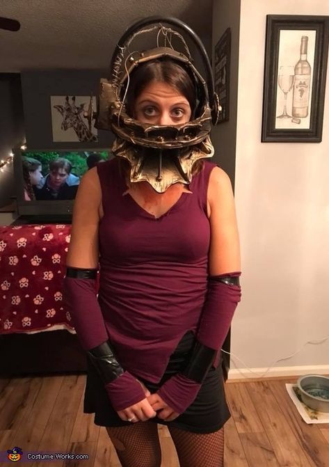 Saw Bear Trap Costume, Amanda Young Saw Costume, Amanda Saw Cosplay, Amanda Saw Halloween Costume, Amanda Reverse Bear Trap, Reverse Bear Trap Costume, Saw Trap Costume, Amanda Young Costume, Reverse Bear Trap Diy