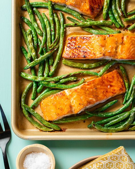 Salmon Green Beans, Seasoned Green Beans, Miso Glazed Salmon, Fish Dinners, Miso Salmon, Pan Dinners, Cooking White Rice, Fish Dinner, Nyt Cooking