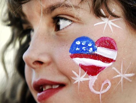 Usa Facepainting, American Flag Face Paint, July Face Paint, Blue Face Paint, 4th Of July Makeup, July Events, Festival Face, Face Paints, Butterfly Face